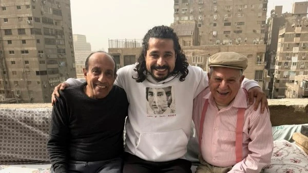 حسن علي مؤلف فخر الدلتا يشكر صور