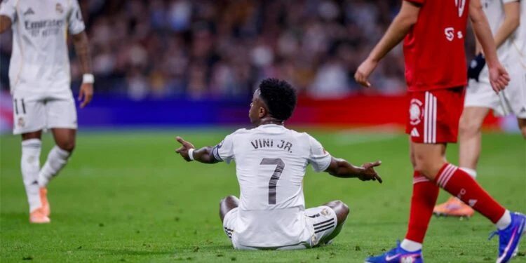 فينيسيوس تحت النار… جماهير بنفيكا تصفر مع كل لمسة