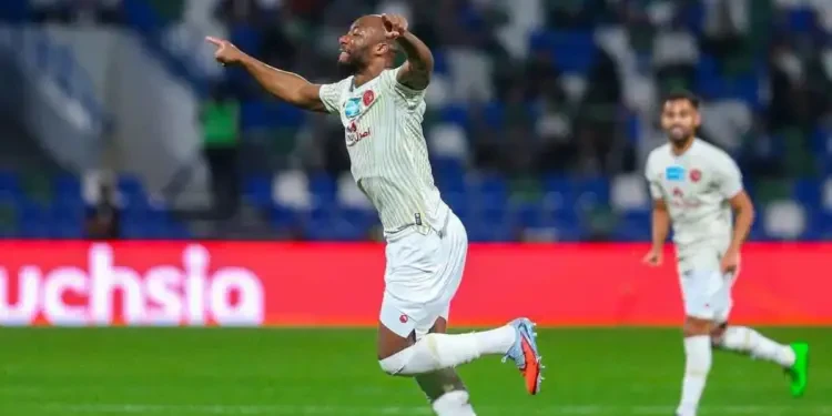 ضمك يفرح… وياكو ميتي يحتفل بطريقة مثيرة