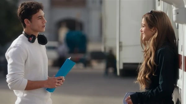 نجاحات متتالية وقصة حب جديدة لنور إيهاب في اتنين غيرنا