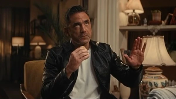 السهل الممتنع.. إشادات واسعة بإعلان عبور لاند لـ رجل الأعمال محمد حامد في رمضان 2026