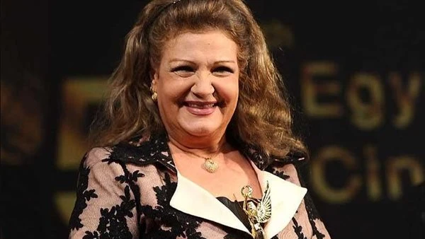 ميمي جمال تتحدث عن مشوارها في ضيافة «نجم وندوة» بقصر السينما في هذا الموعد