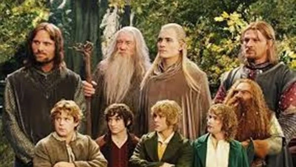 بعد 14 عام على الجزء الأخير. سلسلة أفلام LORD OF THE RINGS تعود من جديد| تفاصيل