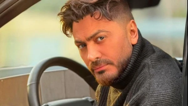 تامر حسني يقترح حلًا لإنقاذ دور العرض السينمائي من الخسائر