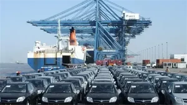 7.077 مليون جنيه حصيلة مزاد سيارات وبضائع جمارك مطار القاهرة