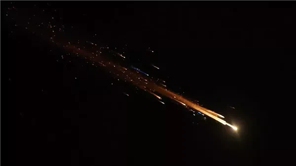 تصاعد حرب التصريحات بين إسرائيل وحزب الله وسط تبادل الصواريخ والغارات