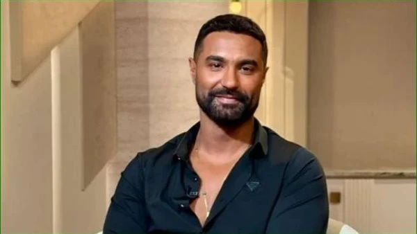 كريم فهمي يكشف عن أصعب أيام حياته: "كنت بقعد يومين من غير أكل"
