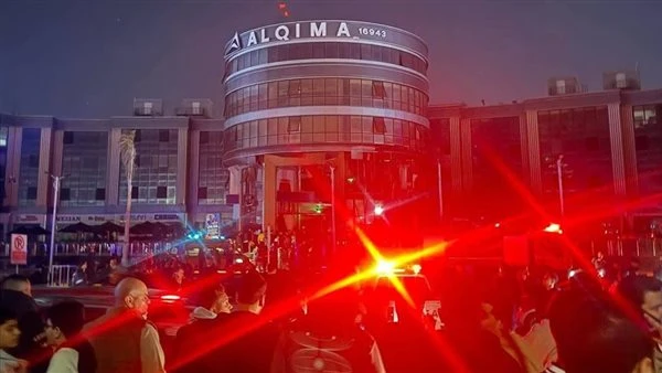 مصرع 3 أشخاص إثر انفجار أنبوبة هيليوم بمول تجاري بمدينة دمياط الجديدة