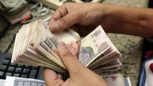 بدء صرف مرتبات شهر مارس الحالى اليوم الإثنين بمناسبة عيد الفطر المبارك