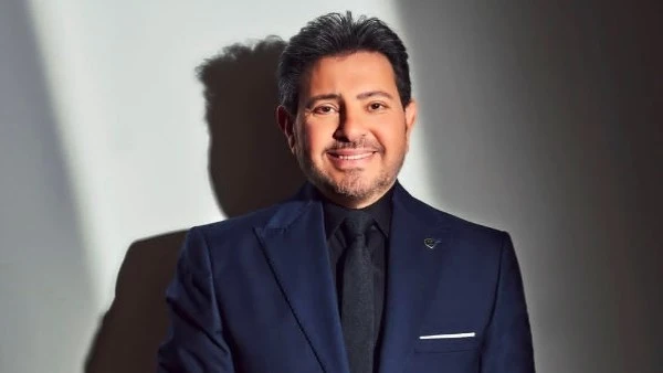 رفقة وصول هاني شاكر إلى باريس لتلقى العلاج