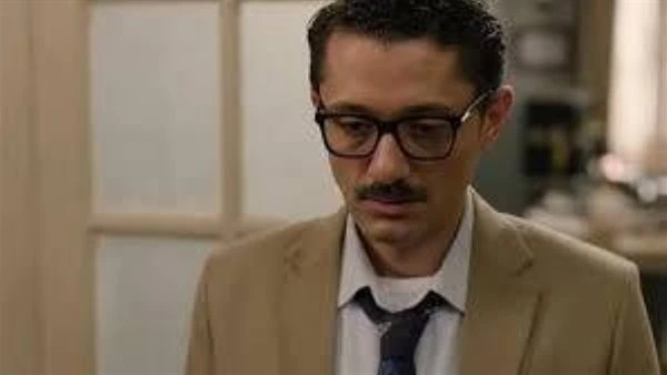 مسلسل المتر سمير الحلقة 10. كريم محمود عبد العزيز يتورط في قضية خطف طفل