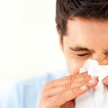 لعلاج نزلات البرد.. إليك حمام بخار عشبي رخيص