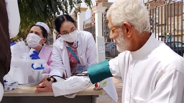 الرعاية الصحية تكثف انتشار الفرق الطبية وتواصل التأمين الصحي الشامل بالمحافظات