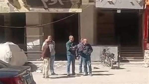 محافظ الجيزة يوجه بمجازاة قيادات واستبعادهم بعد تقصير في النظافة خلال جولة بالهرم