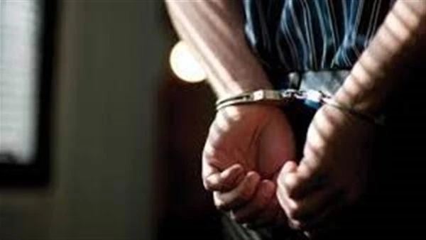 ضبط مدرس استولى على 2.5 مليون جنيه من مواطنين بدعوى استثمار أموالهم