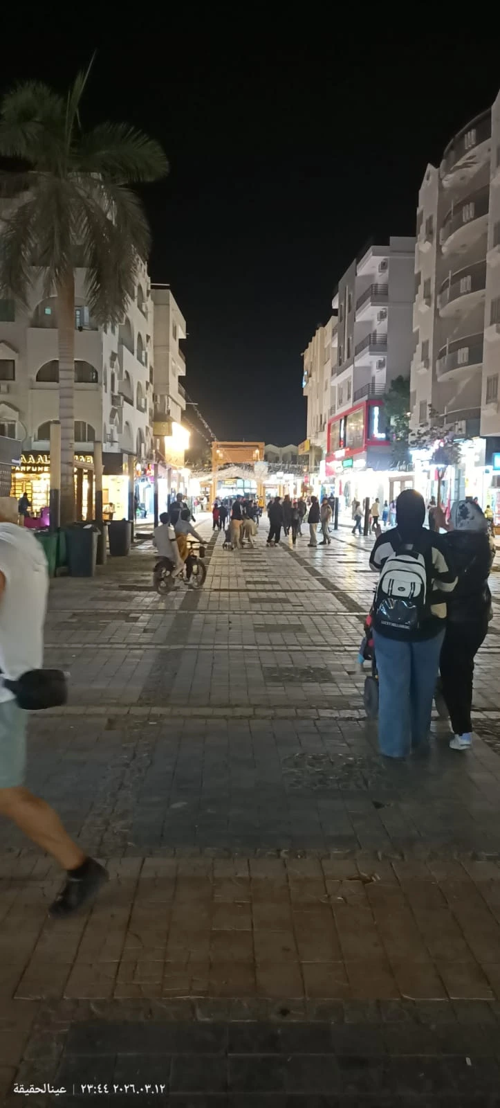 ممشى شيري بين التطوير والواقع. شوارع مزدحمة وصيانة غائبة في قلب الغردقة