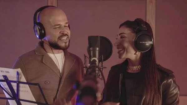 دقة ناقصة تجمع أبو ودينا الشربيني