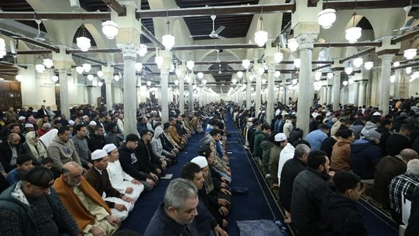 هل عرفت الأمم السابقة 'الصلاة' قبل المسلمين؟.. إمام مسجد السيدة يوضح