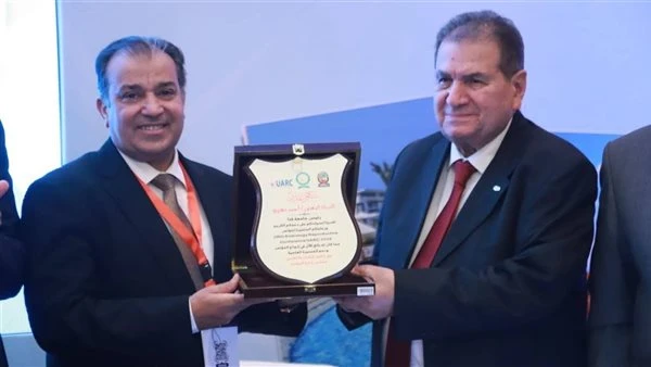 رئيس جامعة قنا يفتتح فعاليات المؤتمر السنوي السادس لقسم المسالك البولية