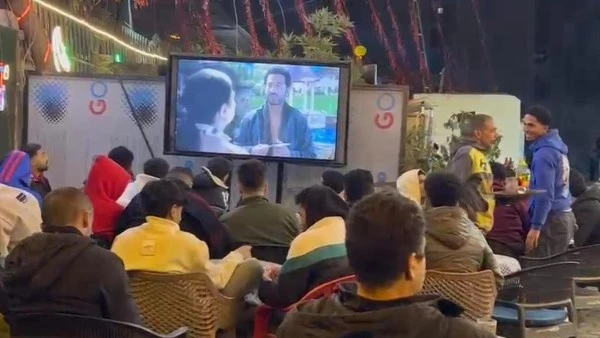 من قلب الشارع المصري.. مسلسل إفراج لـ عمرو سعد يتصدر المشهد في كل المحافظات