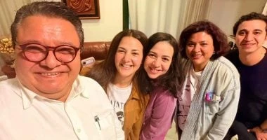 خالد جلال يبدأ بروفات مسرحية دنيا وإيمى سمير غانم خلال أيام