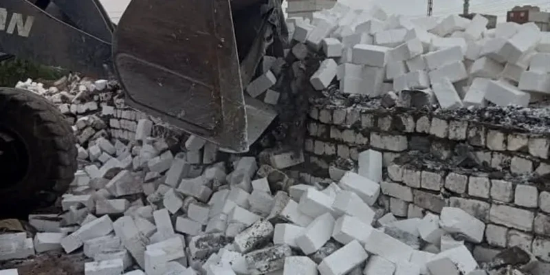 إزالة 15 حالة تعد على الأراضي الزراعية وأملاك الدولة بمركز المنيا