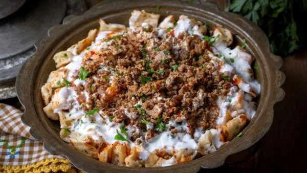 طريقة تحضير الفتة بالخل والثوم.. طعم شرقي في عيد الفطر