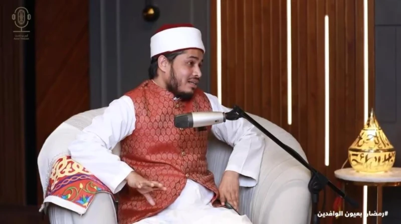 "جسدي هندي وروحي أزهري". رحلة فيض العزيز إلى الأزهر