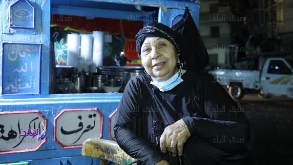 انهيار شقيقة فاطمة كشري من البكاء في جنازتها