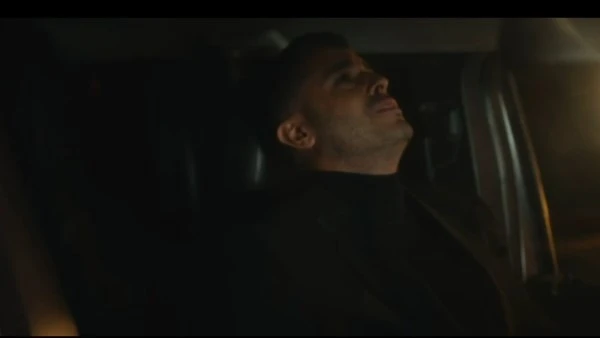 أبكى محمد حماد يواصل تألقه فى الحلقة 15 من رأس الأفعى