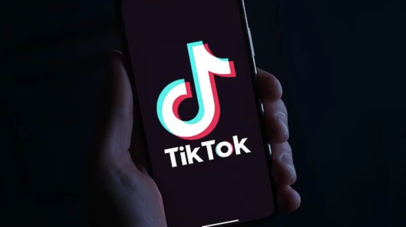 بسبب روبولكس. صغار بعمر 5 سنوات يبثون موادا إباحية عبر تيك توك