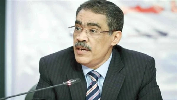 رشوان: الأزمة الحالية بالمنطقة هى الأخطر بلا منازع والإعلام عليه تحري الدقة