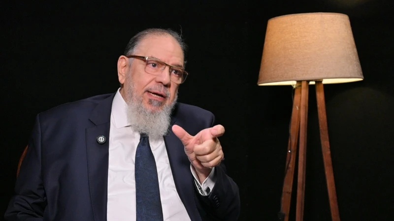 منتصر الزيات: نقف مع المحامي علي أيوب في إطار عمله القانوني والوطني. ودعمنا لا يعني الموافقة على كل ما نُشر