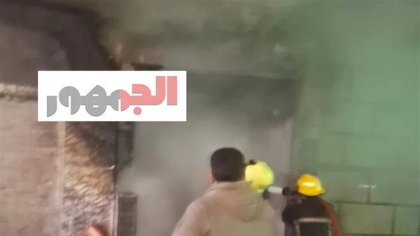إنقاذ عقار سكني بالبساتين من كارثة بعد حريق داخل محل أسفله