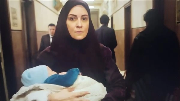 مسلسل حكاية نرجس الحلقة 10. سعد يساوم نرجس وتخطف الطفل الثالث