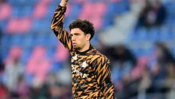 ليلة مرعبة لنائل العيناوي في روما.. سرقة مسلّحة وتهديد لعائلته داخل منزله