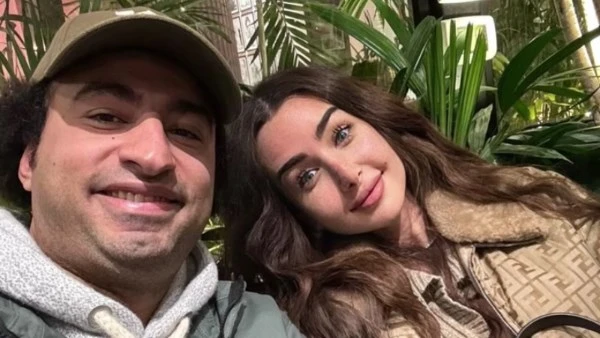 هنأ الزاهد تفاصيل