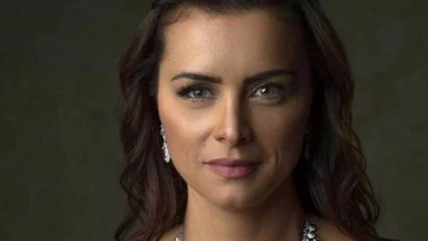 نور تستقبل عزاء زوجها اليوم بمصر الجديدة