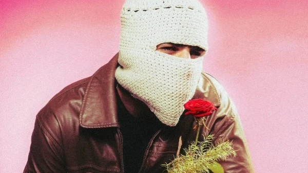 انطلاقة تووليت يحيي أولى حفلاته في الإسكندرية 17 أبريل