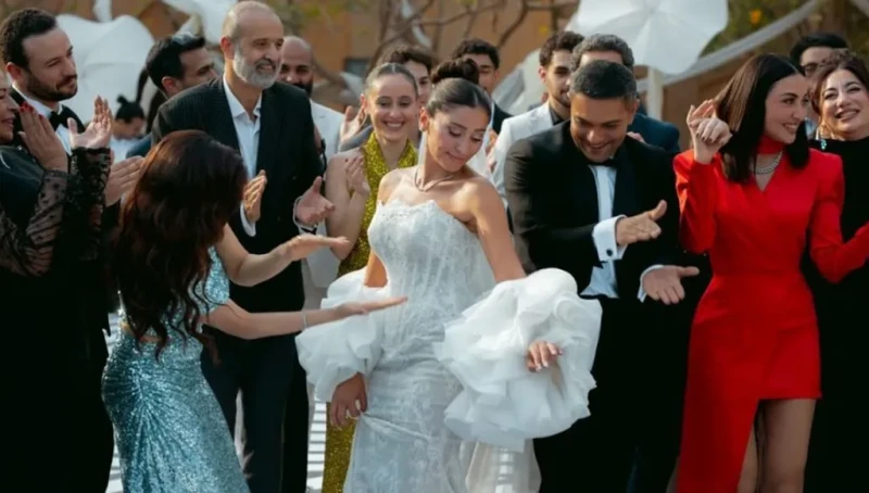 فساتين هل تحدد مسلسلات رمضان اتجاهات الموضة؟ (صور)