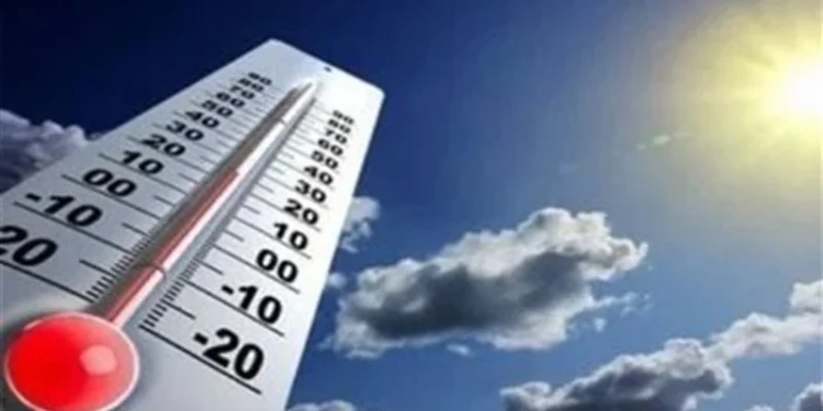 حالة الطقس اليوم الثلاثاء 24 مارس 2026 في مصر. أجواء مائلة للدفء نهارًا وتحذيرات من الشبورة ونشاط الرياح