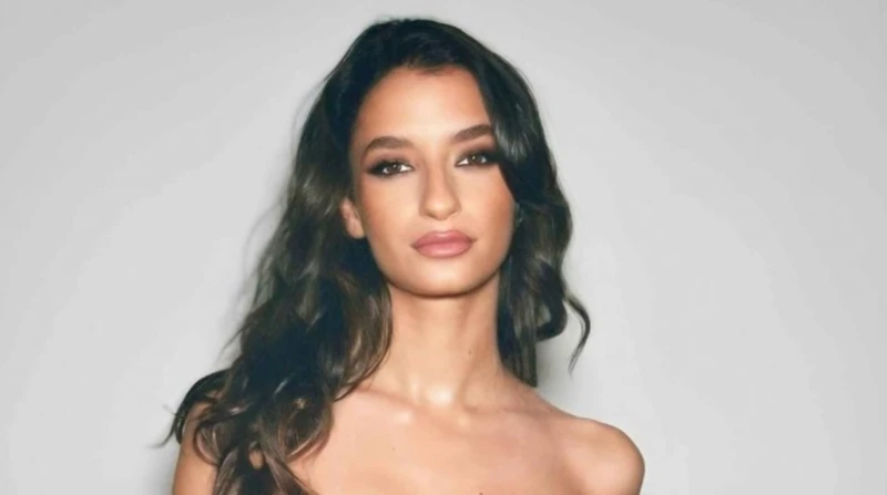 تدعم المؤثرات حول العالم. أميرة أديب تشارك في سلسلة “FOLLOW HER”