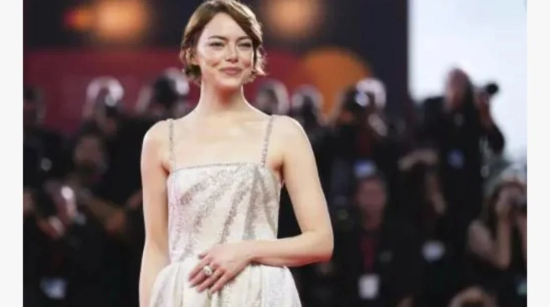 زيت جوز الهند و"الأشواجاندا". روتين نجمة هوليوود إيما ستون للعناية بالجسم والعقل