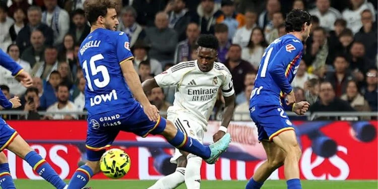 ساتريانو يطلق صاروخ في البرنابيو. وخيتافي يفاجئ الريال