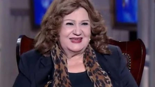 ميمي جمال: مندمتش إني مكملتش تعليم (فيديو)