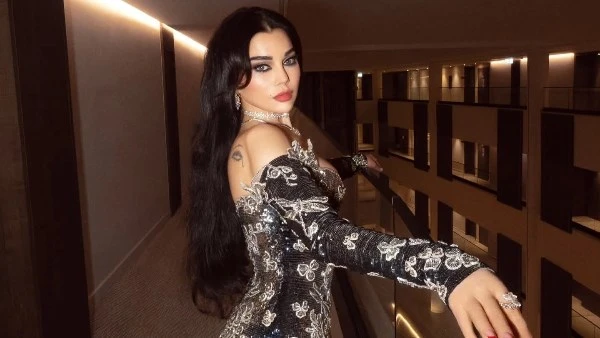 هيفاء وهبي عن أحداث لبنان: الله يكون معنا الليلة