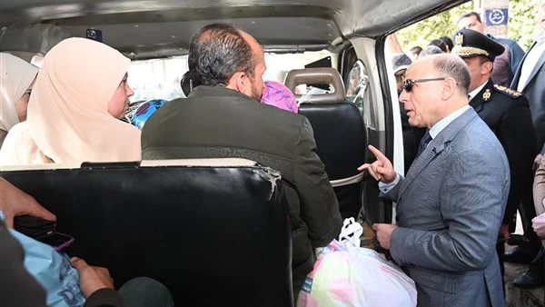 محافظ الغربية يتفقد موقف سبرباي بطنطا للتأكد من الالتزام بتعريفة الركوب الجديدة