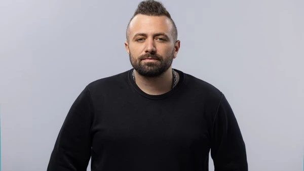 هيفاء وهبي تطرح أغنية جديدة بتوقيع الشاعر عمرو سامي