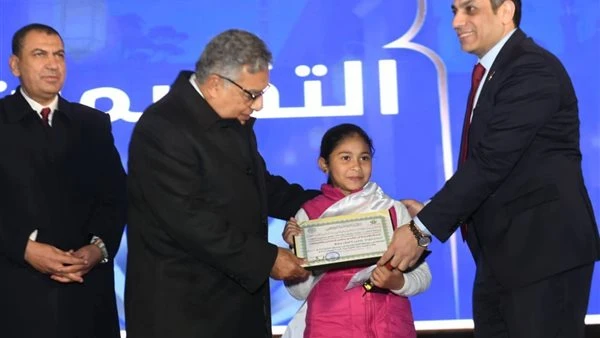 محافظ الدقهلية: مشاركتي أبناء إخطاب لتكريم حفظة القرآن الكريم وسام على صدري