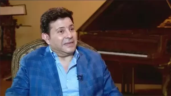 " آفاق عربية " يكشف تفاصيل حالة الفنان الكبير هاني شاكر الصحية